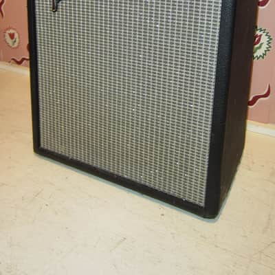 Fender Musicmaster Bass Amp 1970s - Silverface - with Original Amp Cover image 1