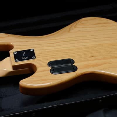 Sire Marcus Miller V7 5-String with Maple Fretboard 2017 - 2019 - Natural image 11