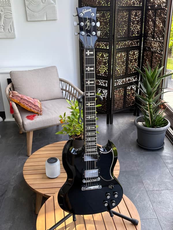 Gibson SG Custom Shop Toni Iommi 1999 - Black image 1