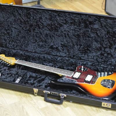 Fender Kurt Cobain Jaguar, 3-Colour Sunburst, Rosewood - Incl Hard Case image 9
