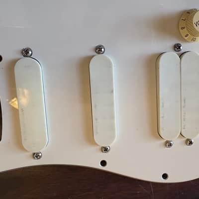 Fender Jeff Beck Model Loaded Pickquard Lace Sensore Startocaster 1991 - White Aged image 3
