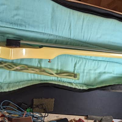 GUILD ASHBORY BASS, 1986 (very early first year production) - VINTAGE WHITE SPARKLE with Pickup Cover, original gig bag/case, 2 owners, virtually Mint condition image 10