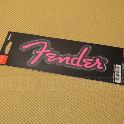 910-0254-000 Fender™ Guitar, Bass & Amp Logo Sticker Pink Glitter
