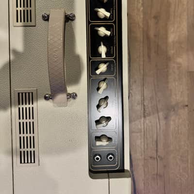 Vox AC15C1 LIMITED EDITION CREAM BRONCO 2007 - CREAM BRONCO image 5