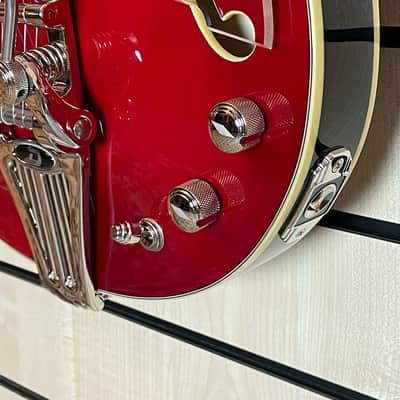 Duesenberg Starplayer TV DLX Radiator Tremola CR Crimson Red Electric Guitar Case  B-Stock image 6