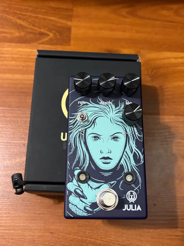 Walrus Audio Julia Chorus / Vibrato V2
