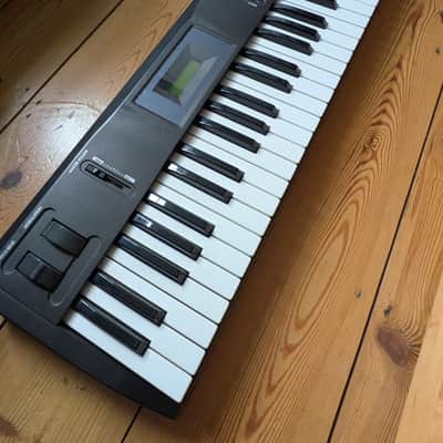 Korg X5D Synthesizer 61 Key Keyboard (1990s)