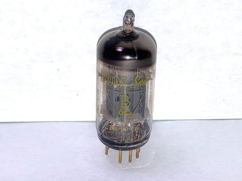 Mullard 10M Series 12AX7 ECC83 Gold Pin Tube, High Testing image 1