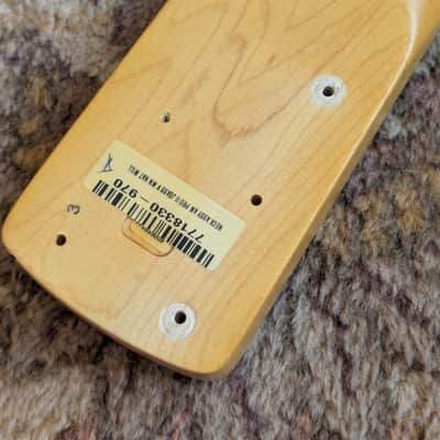 2025 Fender 5 string Professional ii Jazz bass neck Right handed - Satin image 11
