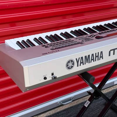 Yamaha MO8 88-Key Workstation Synthesizer Keyboard w/ Power Supply - Tested image 10