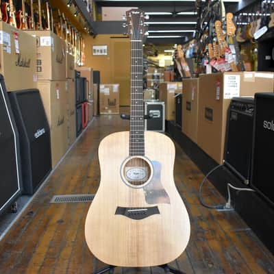 Taylor Big Baby Taylor BBTe Acoustic-electric Guitar w/Padded Gig Bag image 4