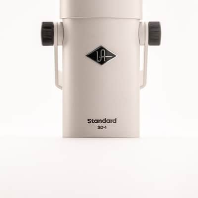 Universal Audio UNA-SD-1 Dynamic Vocal and Instrument Microphone image 1