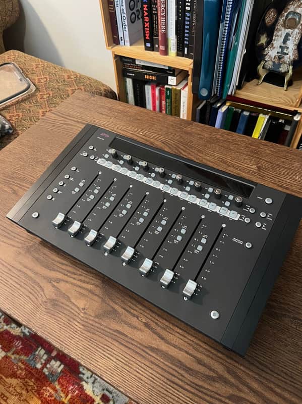 Avid Artist Mix