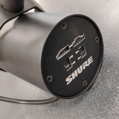 Shure SM7B Cardioid Dynamic Microphone 2001 - Present - Black image 7