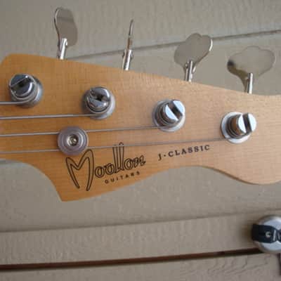 Moollon J-Classic IV 2016 3 Tone Sunburst image 7