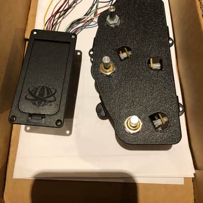 Ernie Ball Music Man Majesty Preamp image 2