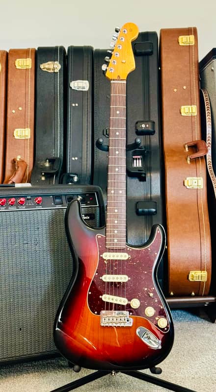Fender Stratocaster 2021 - 3 Color Sunburst image 1