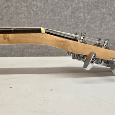 Huntington Lace Electric Guitar Set Up Ready To Play image 19
