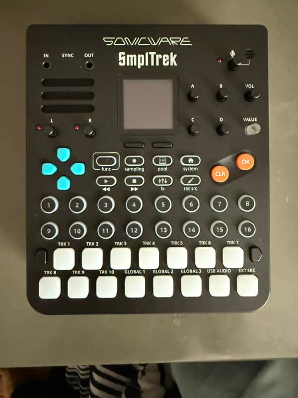Sonicware SmplTrek Portable Production Sampler 2022 - Present - Black image 1