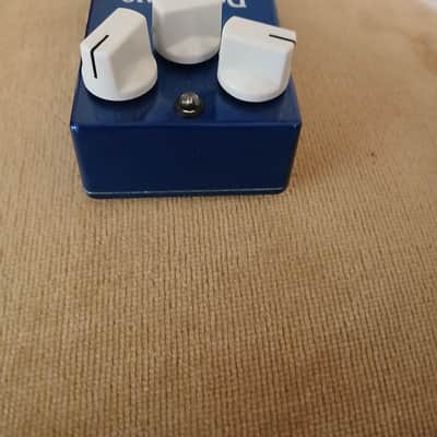 Mad Professor Deep Blue Delay PCB 2013 - Blue image 5