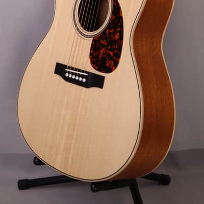 Larrivee L-03-MH: Solid Sitka Spruce Top, Solid Mahogany back and sides. 2026 image 4