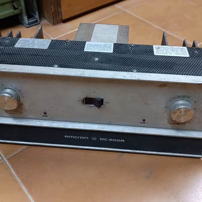 Crown DC 300A 2-Channel Power Amplifier 1970s - Silver image 4