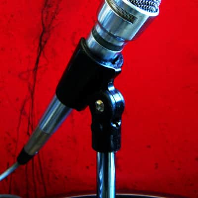 Vintage 1970's Electro-Voice 660 Supercardioid Dynamic Microphone Low Z w accessories 666 664A 664 image 4