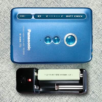 PANASONIC RQ SX30 Walkman Cassette Player, Near Mint Blue ! Tested