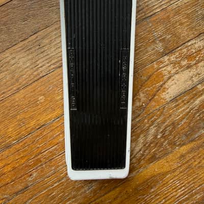 Dunlop GCB95W Limited Edition Cry Baby Wah 2012 - White Pearl image 3