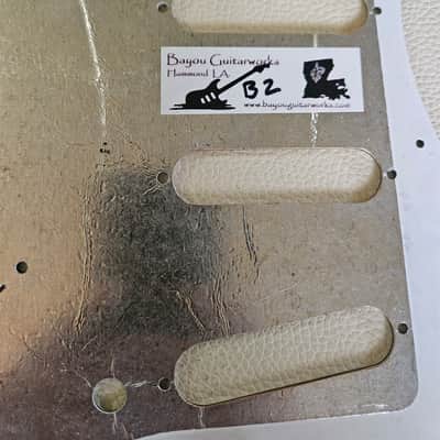 Fender Stratocaster Aged Relic 3 ply Pickguard White image 7