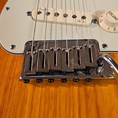 Fender American Deluxe Stratocaster With Hard Case 2013 - Sienna Sunburst image 10