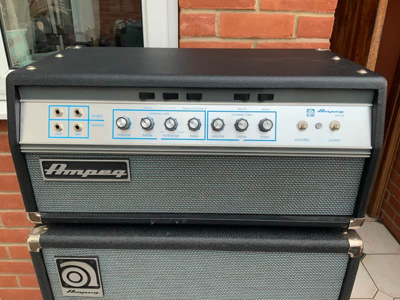 Ampeg SVT-VR Classic Series 300-Watt Bass Amp Head 2007 - Present - Black imagen 1