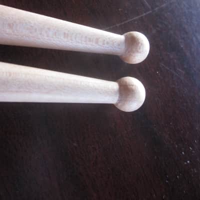 Pro-Mark Maple Rebound Rock Maple 5A Drumsticks RBM565RW - Maple 1 Pair image 3