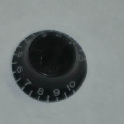 one pair (2 individual knobs) used relic'd genuine Gibson Black TOP HAT Knobs (model PRHK-010) knobs have some visible imperfections from use (the other two knobs from the from the PRHK-010 set are NOT included) image 15