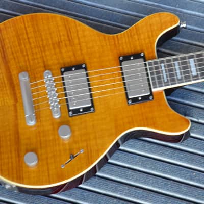 Harley Benton XT-22 Double Cut Flametop image 3