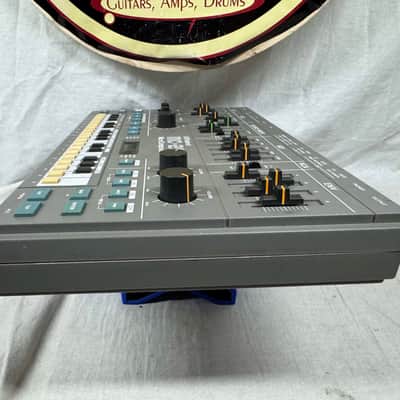 Roland MC-202 mc202 MicroComposer micro composer Monophonic Analog Synthesizer / Sequencer Module with Filter CV mod + power supply mod - with Boss Power Supply 1983 image 7