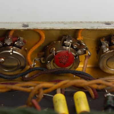 Fender  Vibrolux 6G11A Tube Amplifier (1961), ser. #00624. image 7