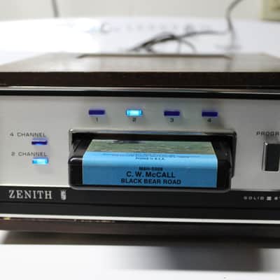 Restored Zenith D762W-1 8 track player image 2