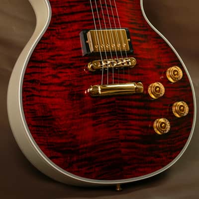 Gibson Les Paul "The Velvet Rose" Custom Shop Masterpiece Figured Maple Electric Guitar image 3