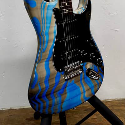 ‘13 Fender FSR Standard Stratocaster® HSS Swirl image 5