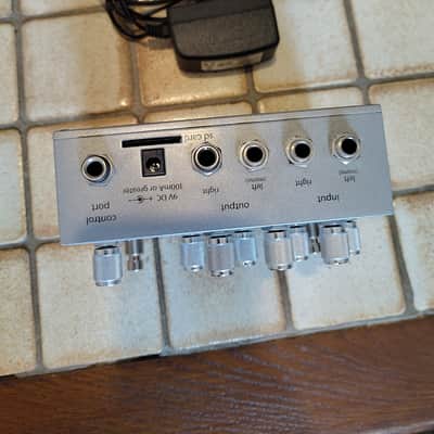 Empress Reverb 2010s - Graphic image 2