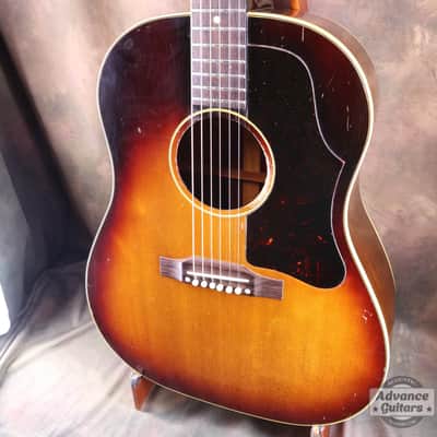Gibson 1958 J-45 image 8