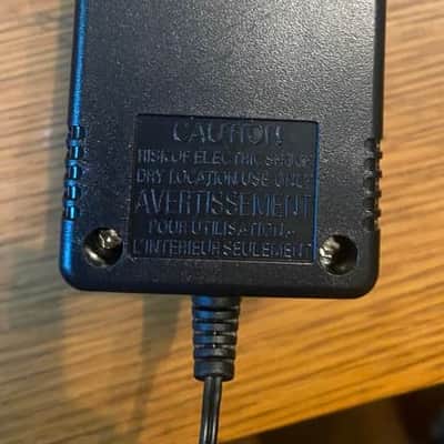 Electro-Harmonix 9.6V 200mA AC Adaptor US9.6DC-200 Pedal Power Supply Apapter for Little Big Muff Holy Grail+ Metal Micro Q-Tron POG Overdrive Nano Small Stone Clone SOUL FOOD Boy Lester Synth C9 Organ Machine ECHO Dr.Q Stereo Pulsar XO Octave Multiplexer image 4