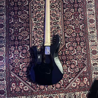 Sterling SUB StingRay Ray5 - Black image 4