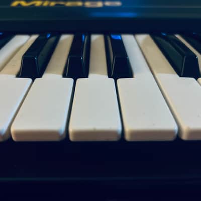 Ensoniq Mirage 8-Bit Sampler Keyboard – Excellent Condition – OLED Gotek Mod & Manuals - Rare Collector Package image 4