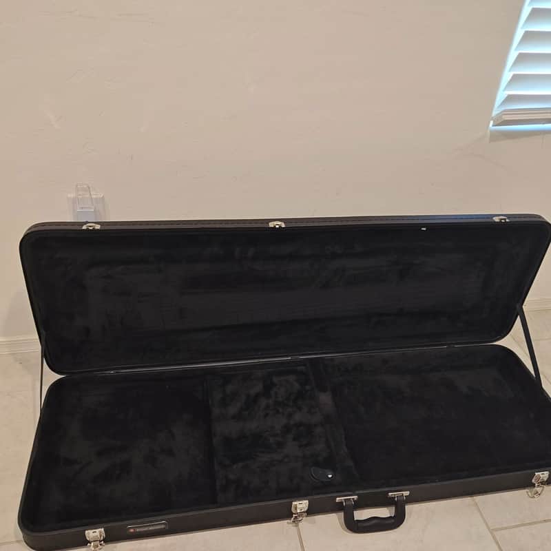 Road Runner RRDWE Deluxe Wood Electric Guitar Case image 1