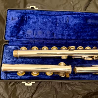 Gemeinhardt 3SHB Intermediate Flute w/Solid Silver Custom J1 Headjoint, Open Hole, Low B Foot image 6
