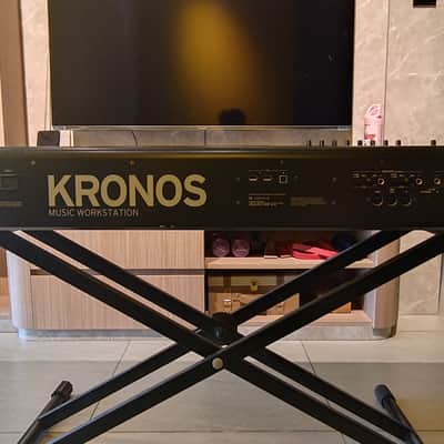 Korg KRONOS 2 88-Key Digital Synthesizer Workstation 2014 - Present - Black/Wood