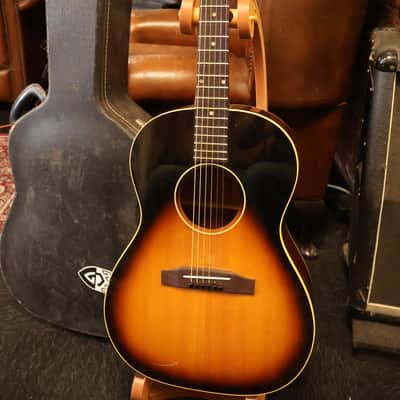 Gibson 1964 LG-1 Sunburst image 1