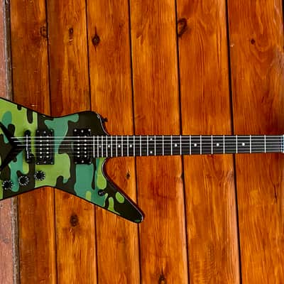 Washburn Camo Dimebag Signature 2004 Mod image 2